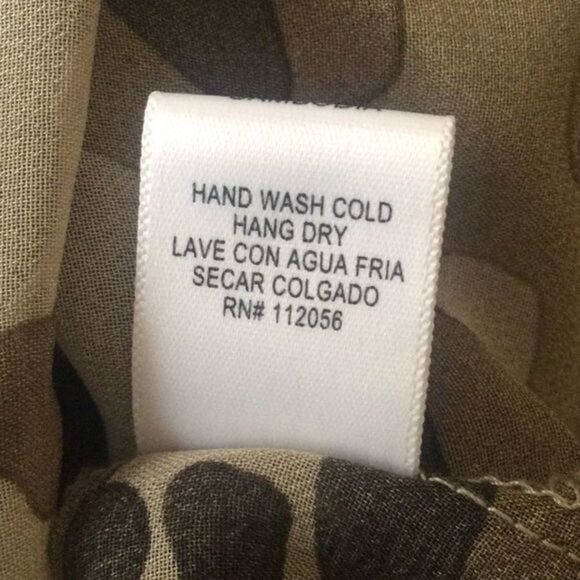 ZENANA Outfitters Semi Sheer Camouflage Front Tie‎ Shirt Med - Picture 10 of 11